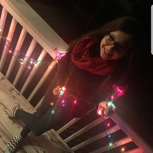 Meet your Posher, Katelyn
